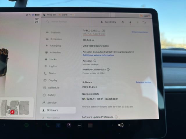 Used 2019 Tesla Model 3 Performance image 25