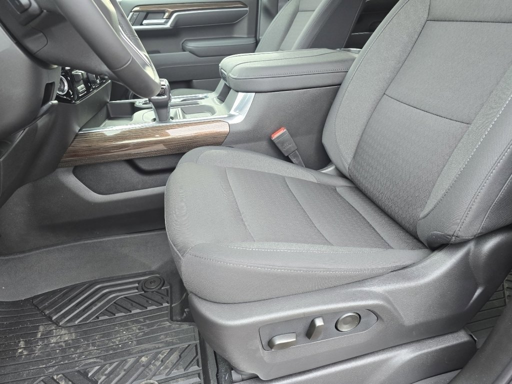New 2026 Chevrolet Silverado 1500 LT image 14