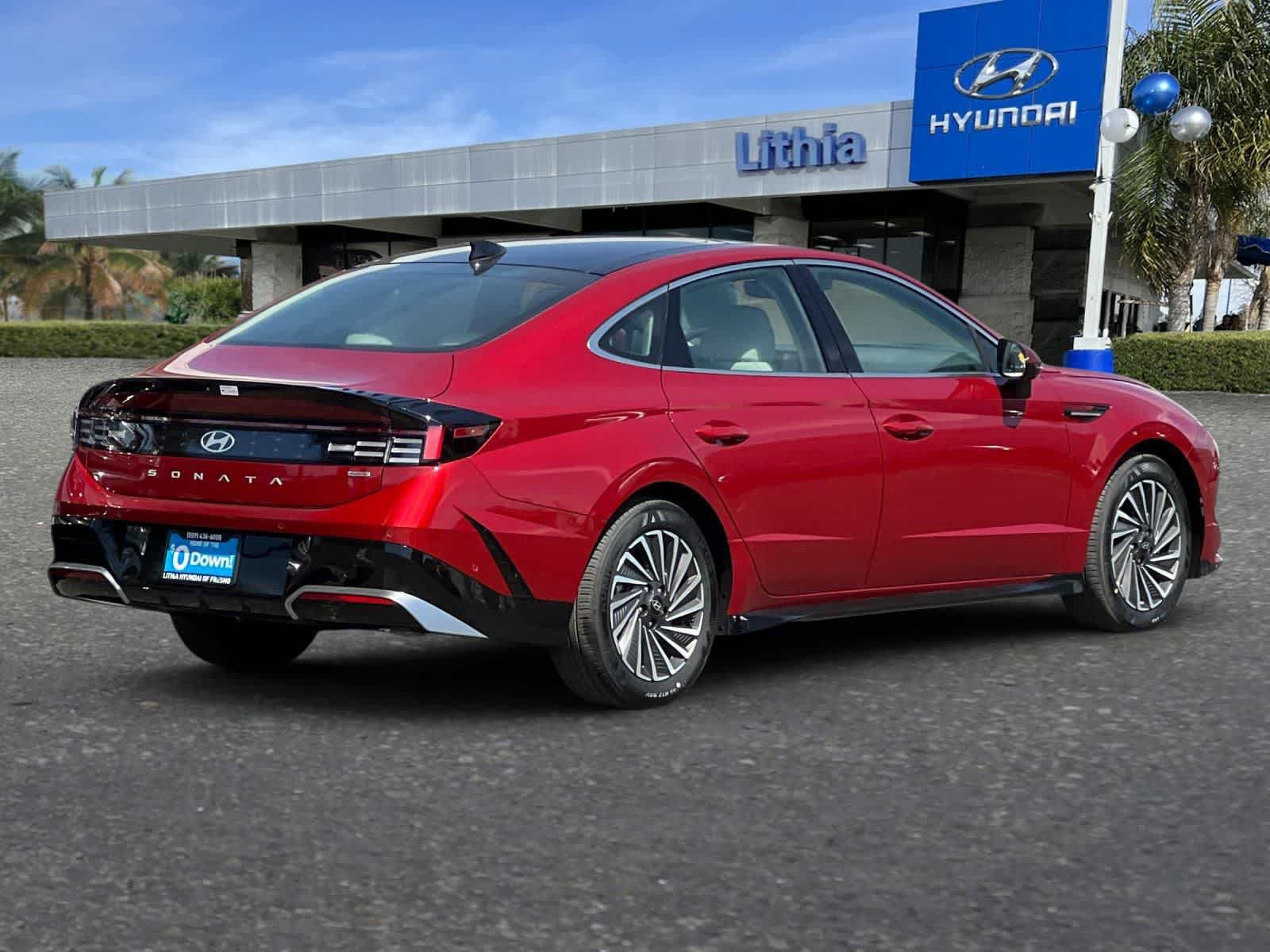 New 2025 Hyundai Sonata Limited FWD image 2