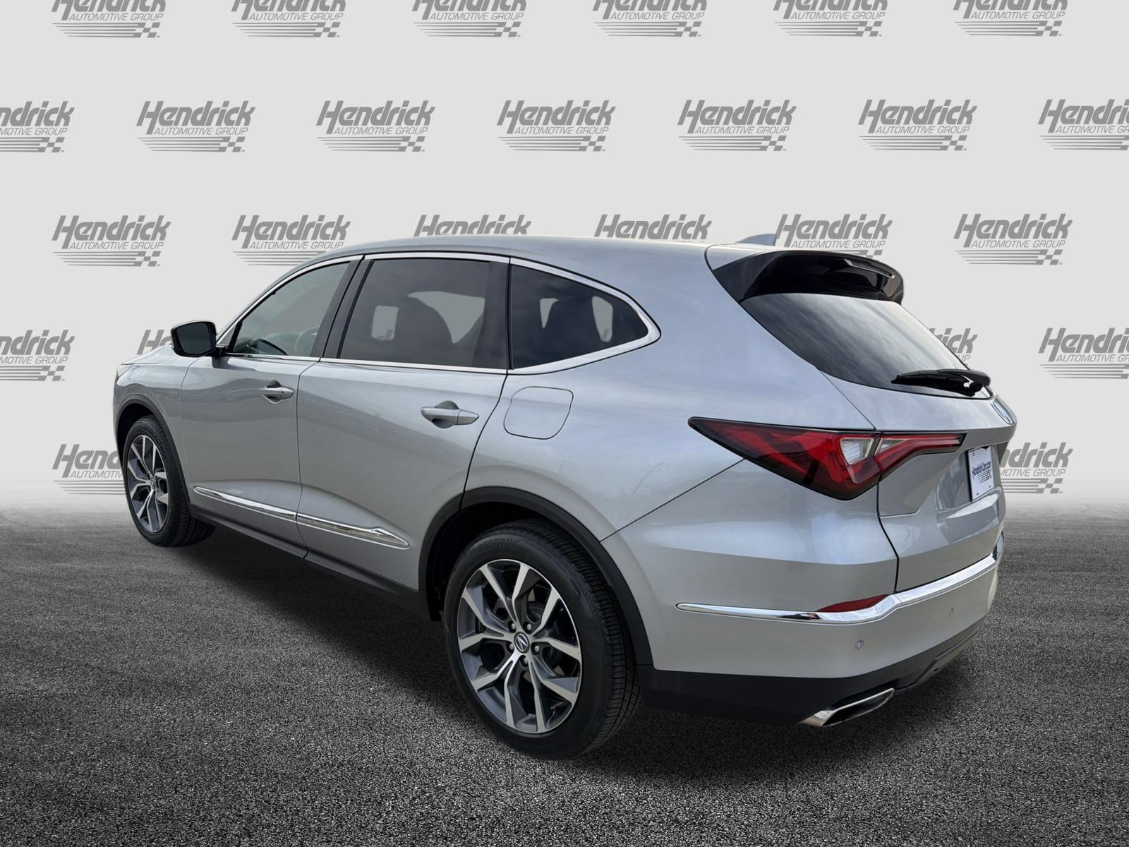 Certified 2023 Acura MDX FWD w/ Technology Package image 8