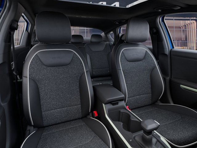 New 2025 Kia K4 GT-Line image 17
