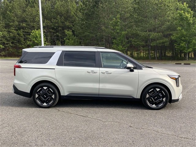 New 2025 Kia Carnival EX image 2