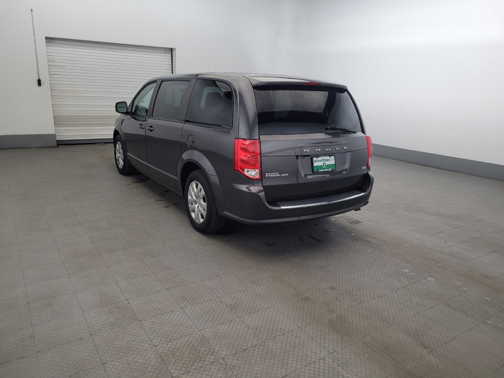Used 2018 Dodge Grand Caravan SE FWD image 5