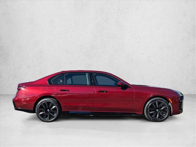 Certified 2023 BMW i7 xDrive60 AWD/4WD image 4