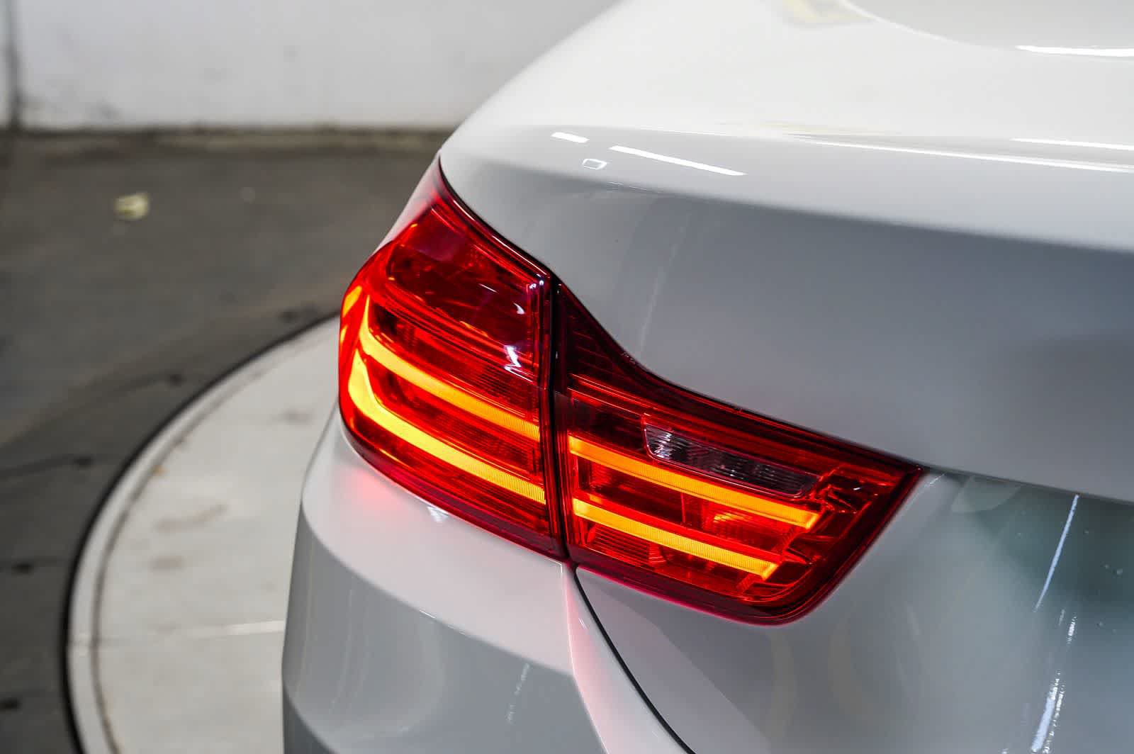 Used 2015 BMW 428i Convertible RWD image 11