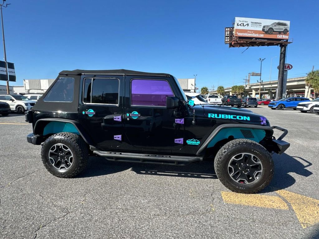 Used 2015 Jeep Wrangler Unlimited Rubicon image 11