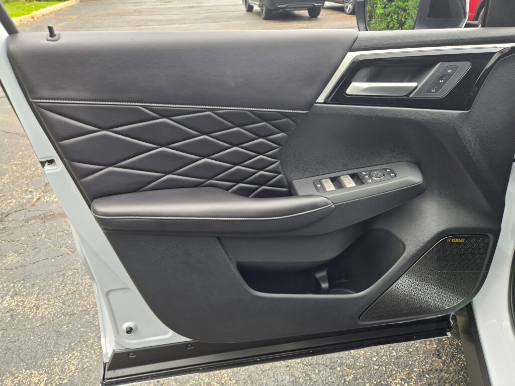 New 2026 Mitsubishi Outlander SEL Black Edition AWD/4WD image 22
