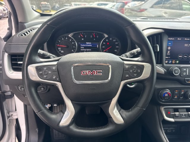Used 2024 GMC Terrain SLT AWD/4WD image 18