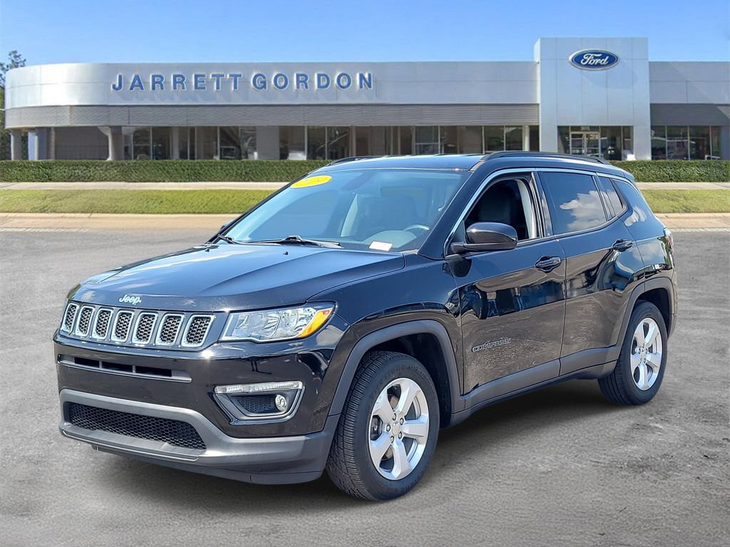 Used 2019 Jeep Compass Latitude FWD image 2