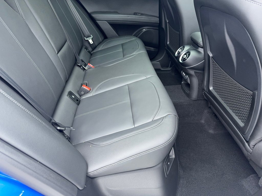 New 2025 Alfa Romeo Stelvio Sprint w/ Convenience Package image 39