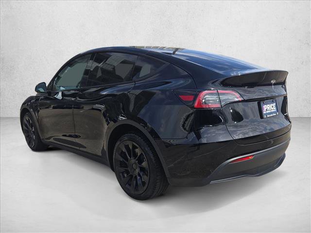 Used 2022 Tesla Model Y Long Range image 8
