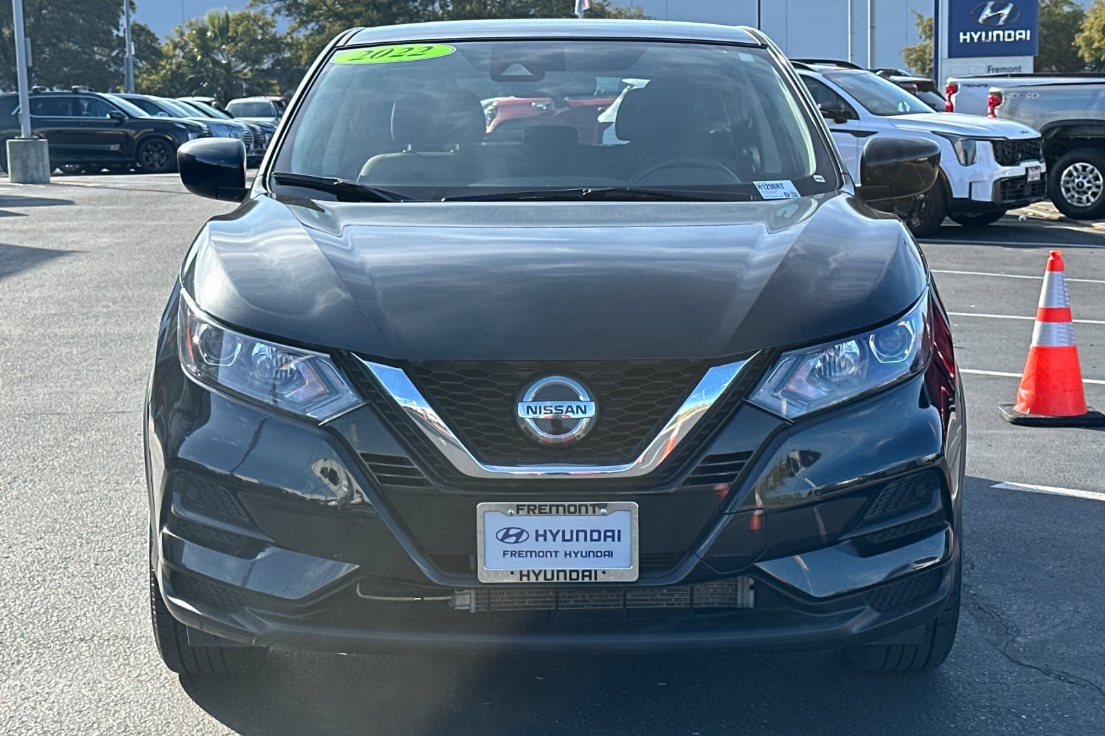 Used 2022 Nissan Rogue Sport S image 8