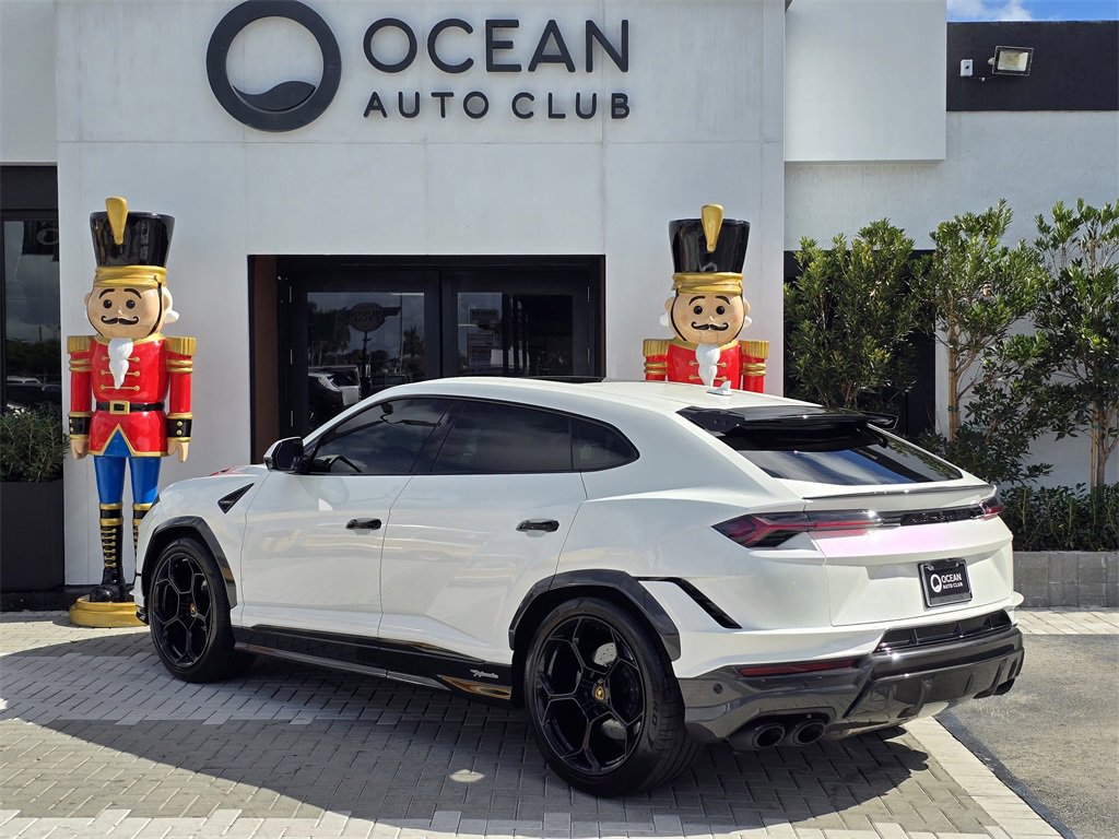 Used 2024 Lamborghini Urus Performante image 4