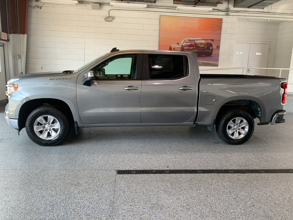 Used 2025 Chevrolet Silverado 1500 LT RWD image 5