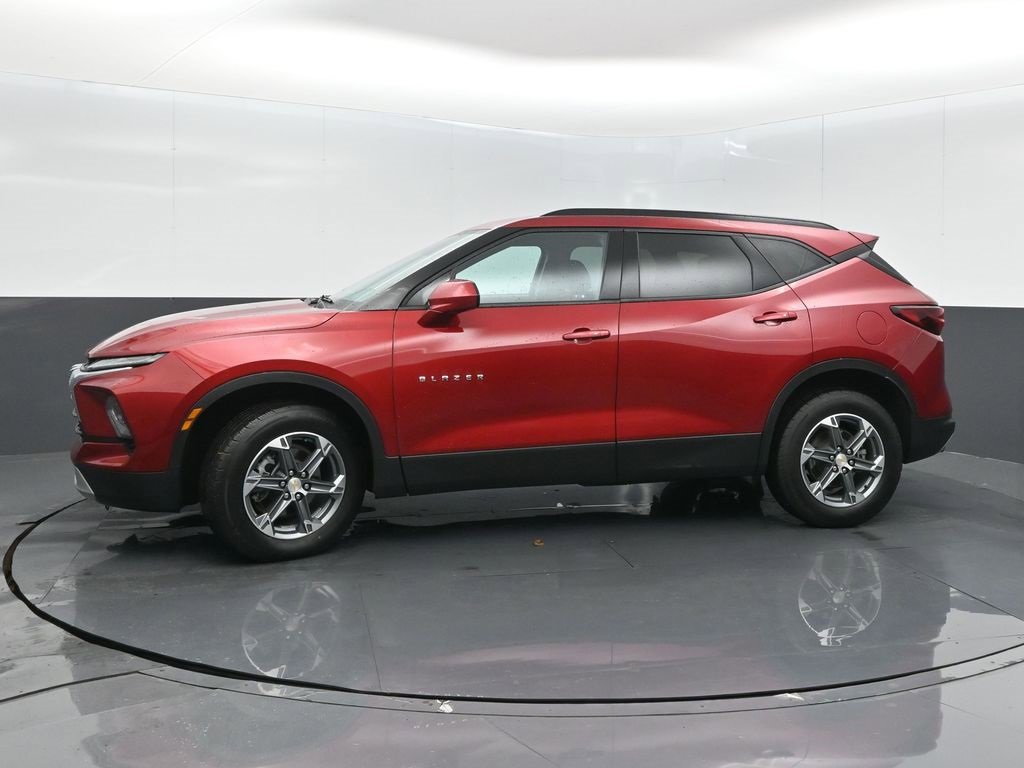 Used 2023 Chevrolet Blazer LT w/ Convenience Package image 4