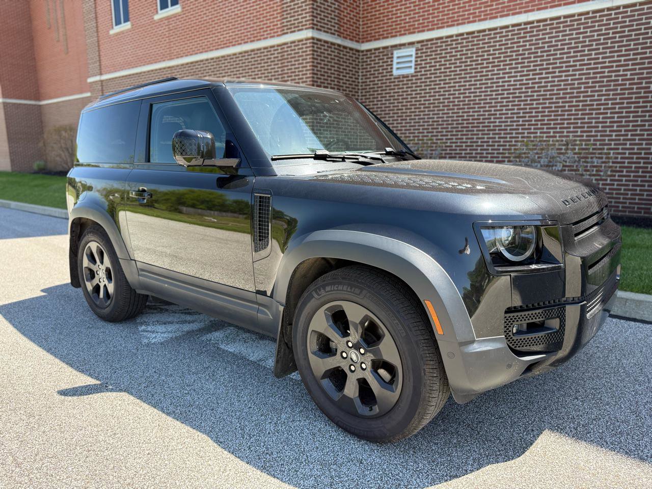 Used 2023 Land Rover Defender 90 S AWD/4WD image 21