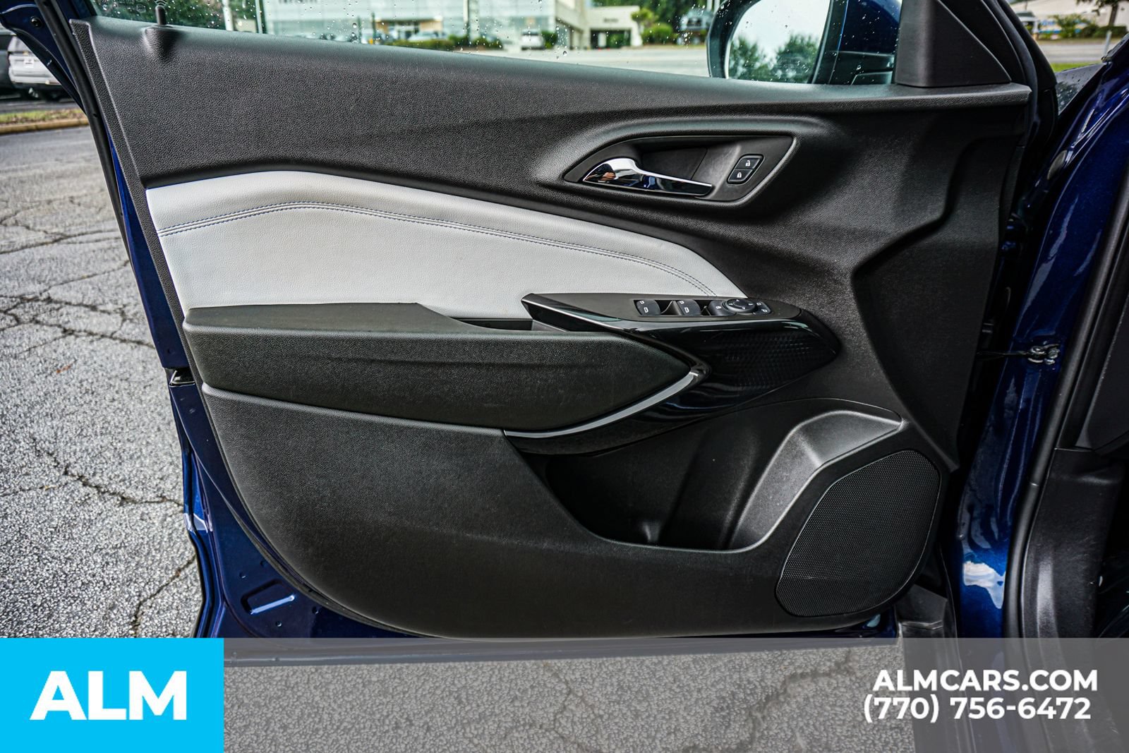 Used 2024 Chevrolet Trax LT w/ LT Convenience Package FWD image 51