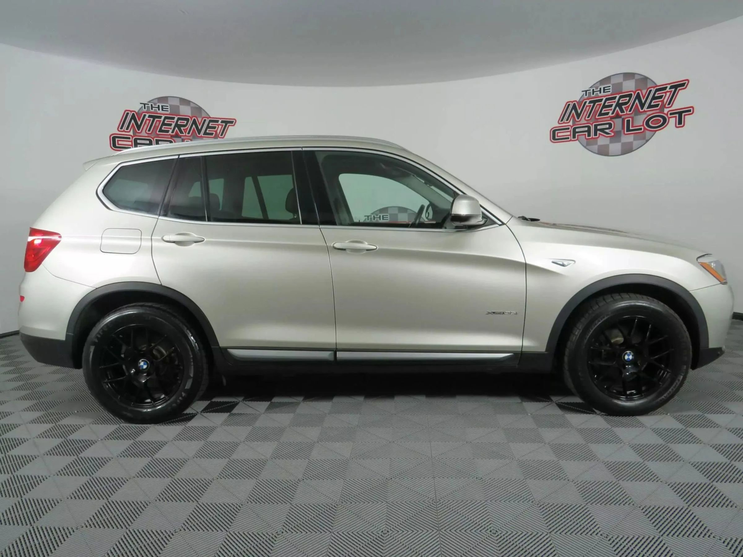 Used 2017 BMW X3 xDrive35i image 8