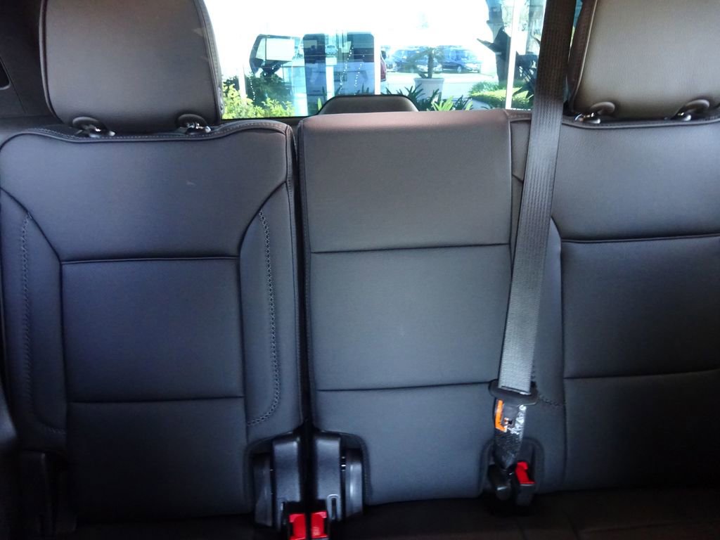 Certified 2026 GMC Yukon Denali w/ Denali Reserve Package image 27