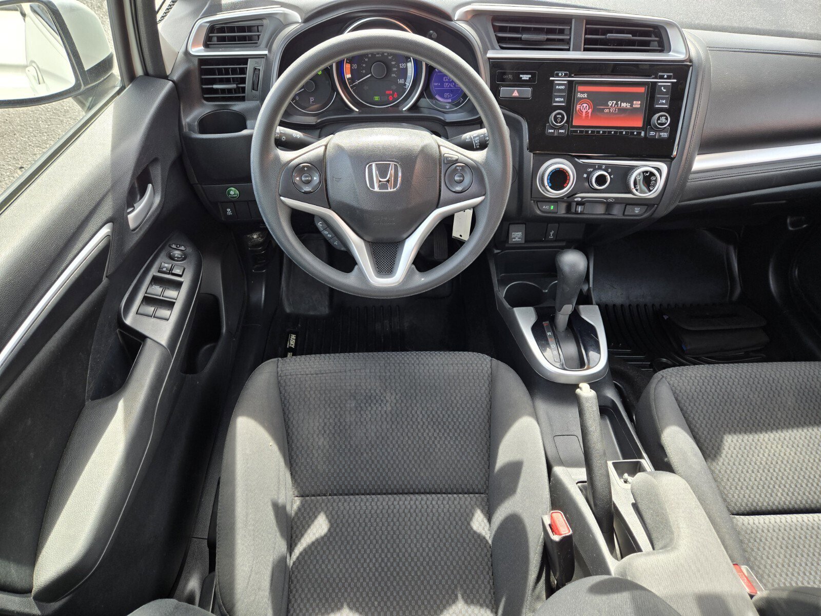Used 2020 Honda Fit LX image 9