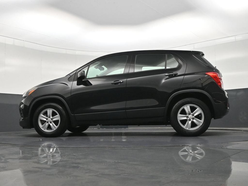 Used 2021 Chevrolet Trax LS FWD image 29