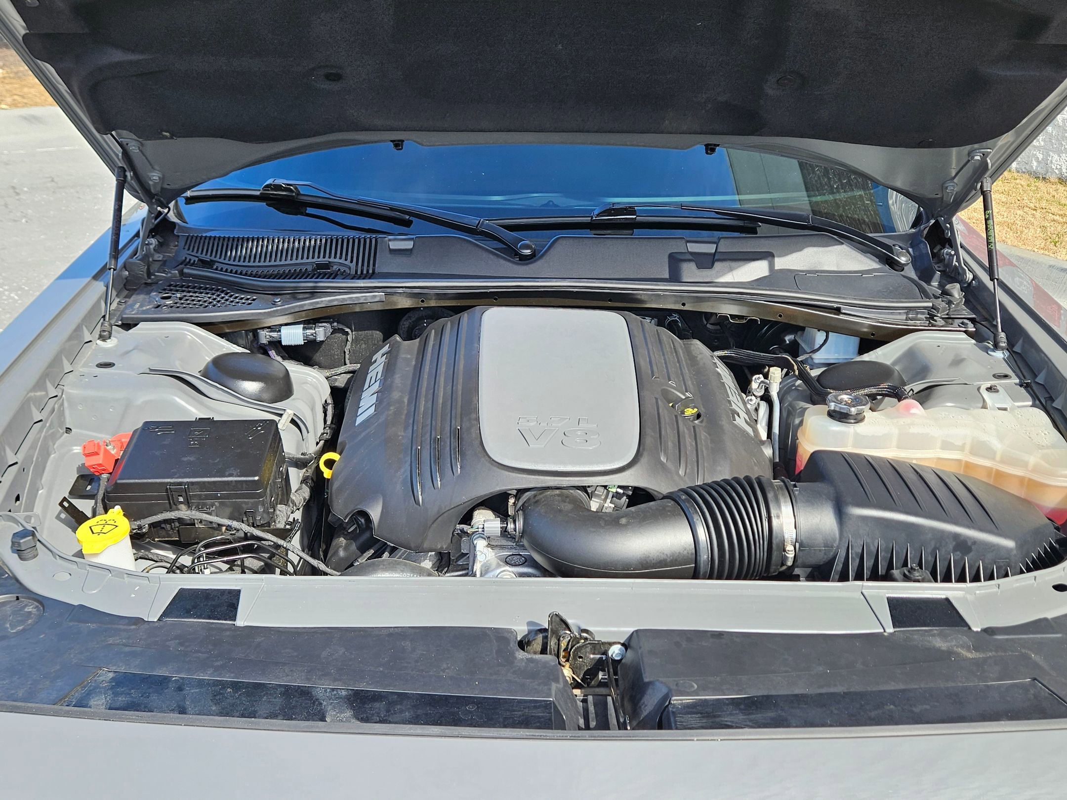 Used 2023 Dodge Challenger R/T w/ Plus Package image 29