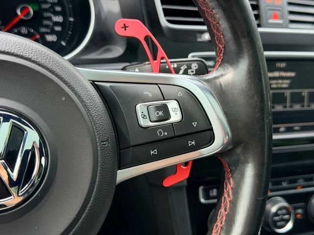 Used 2016 Volkswagen GTI Autobahn w/ Lighting Package (SEL) FWD image 11