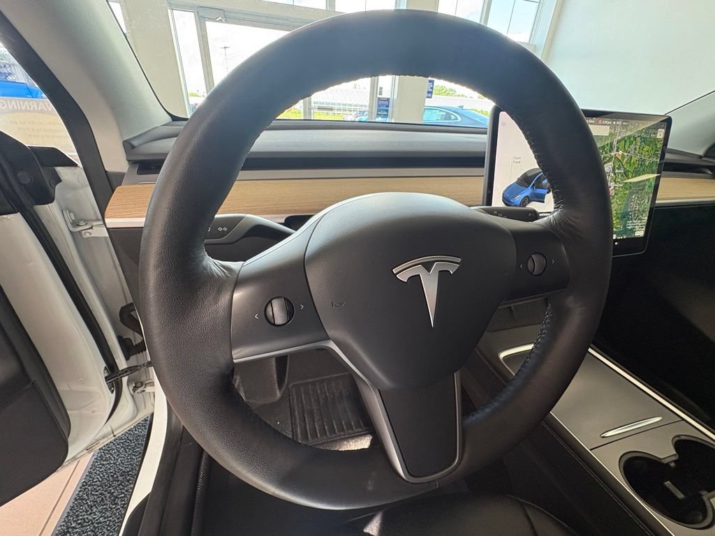 Used 2022 Tesla Model Y Performance AWD/4WD image 24