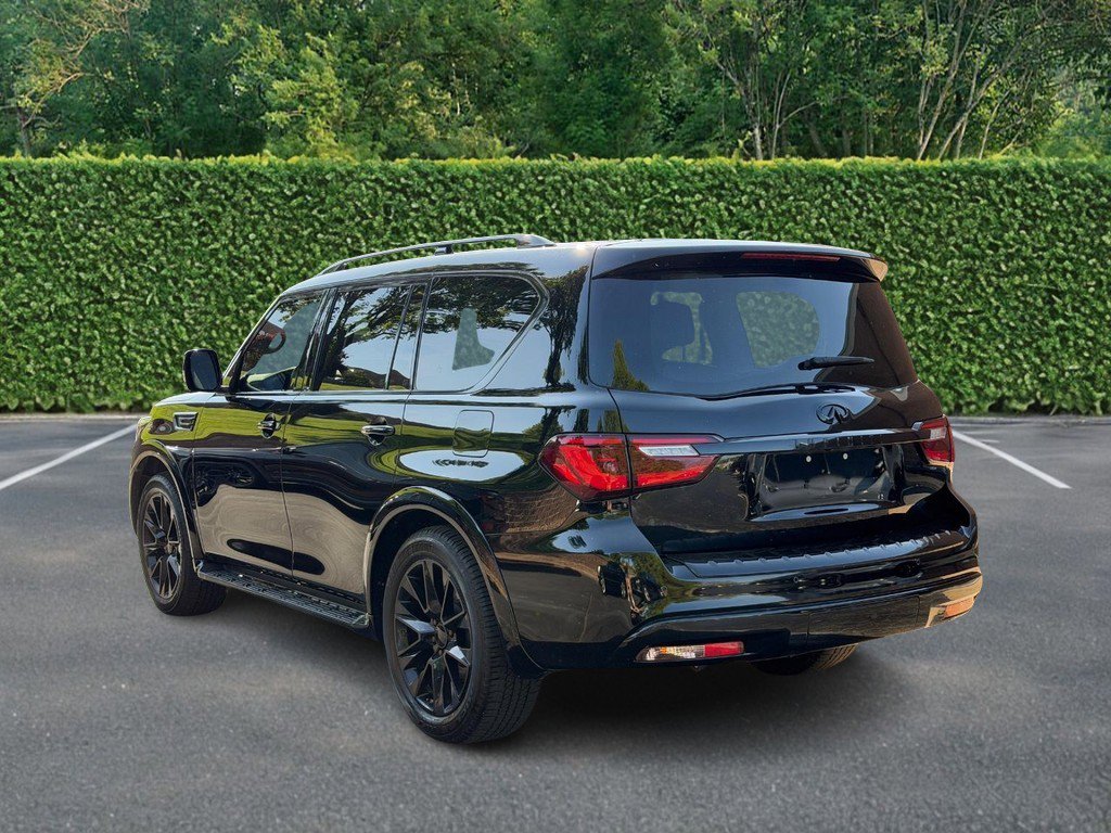 Used 2022 INFINITI QX80 Luxe w/ All-Season Package AWD/4WD image 6