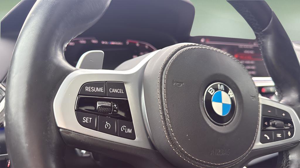 Used 2020 BMW X6 M50i w/ Executive Package image 26