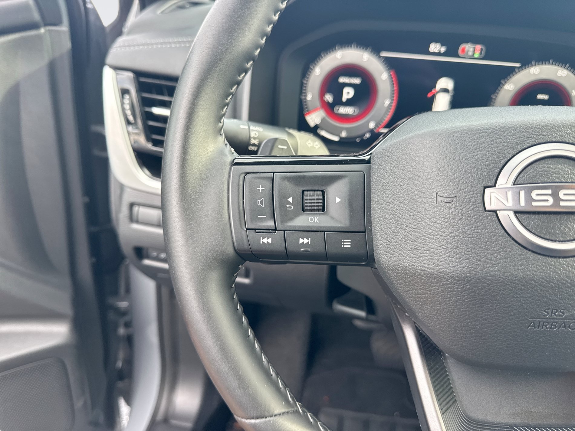 Certified 2026 Nissan Rogue SL AWD/4WD image 25