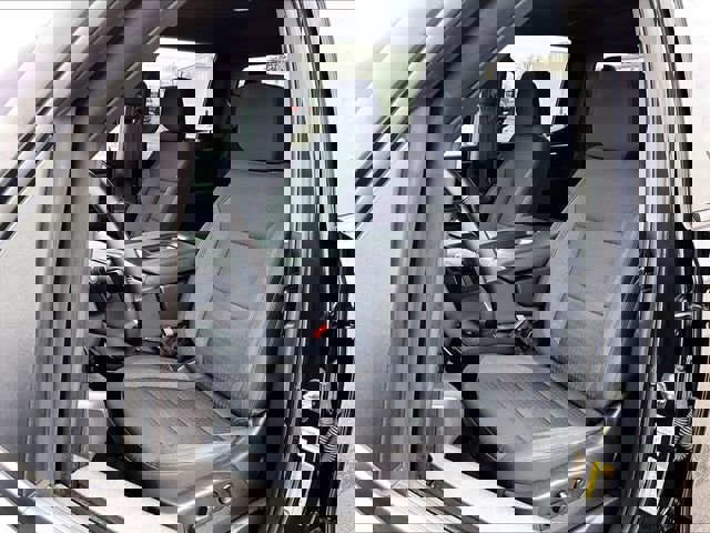 Used 2023 Chevrolet Silverado 1500 LT image 10