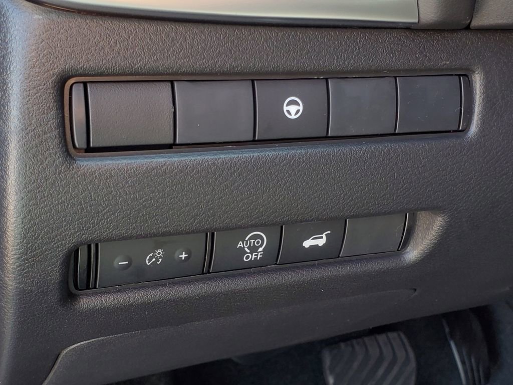 New 2026 Nissan Rogue SV image 13