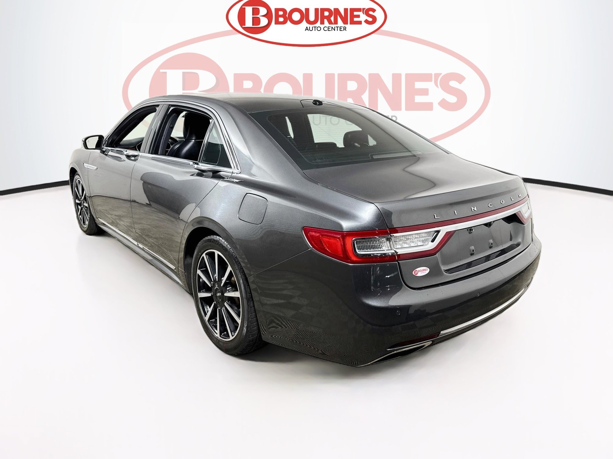 Used 2017 Lincoln Continental Reserve w/ Climate Package AWD/4WD image 9