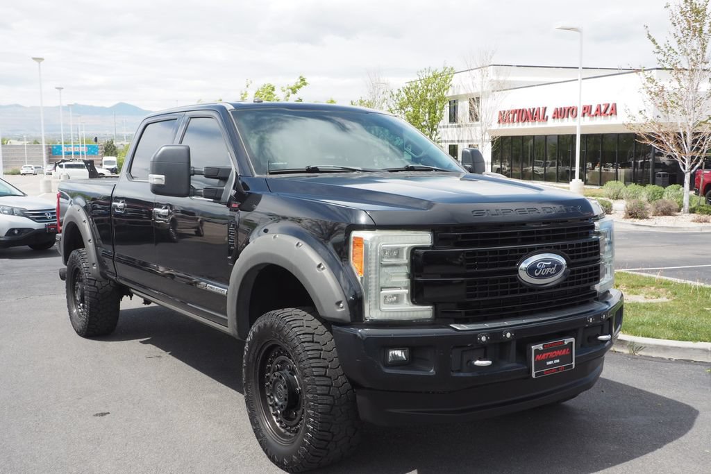 Used 2017 Ford F250 Platinum w/ FX4 Off-Road Package AWD/4WD image 8