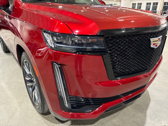 Used 2021 Cadillac Escalade Sport Platinum w/ Heavy-Duty Trailer Package image 36