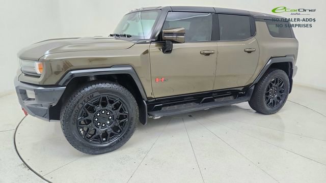 Used 2025 GMC Hummer EV 2X w/ LPO, Sport Package AWD/4WD image 3