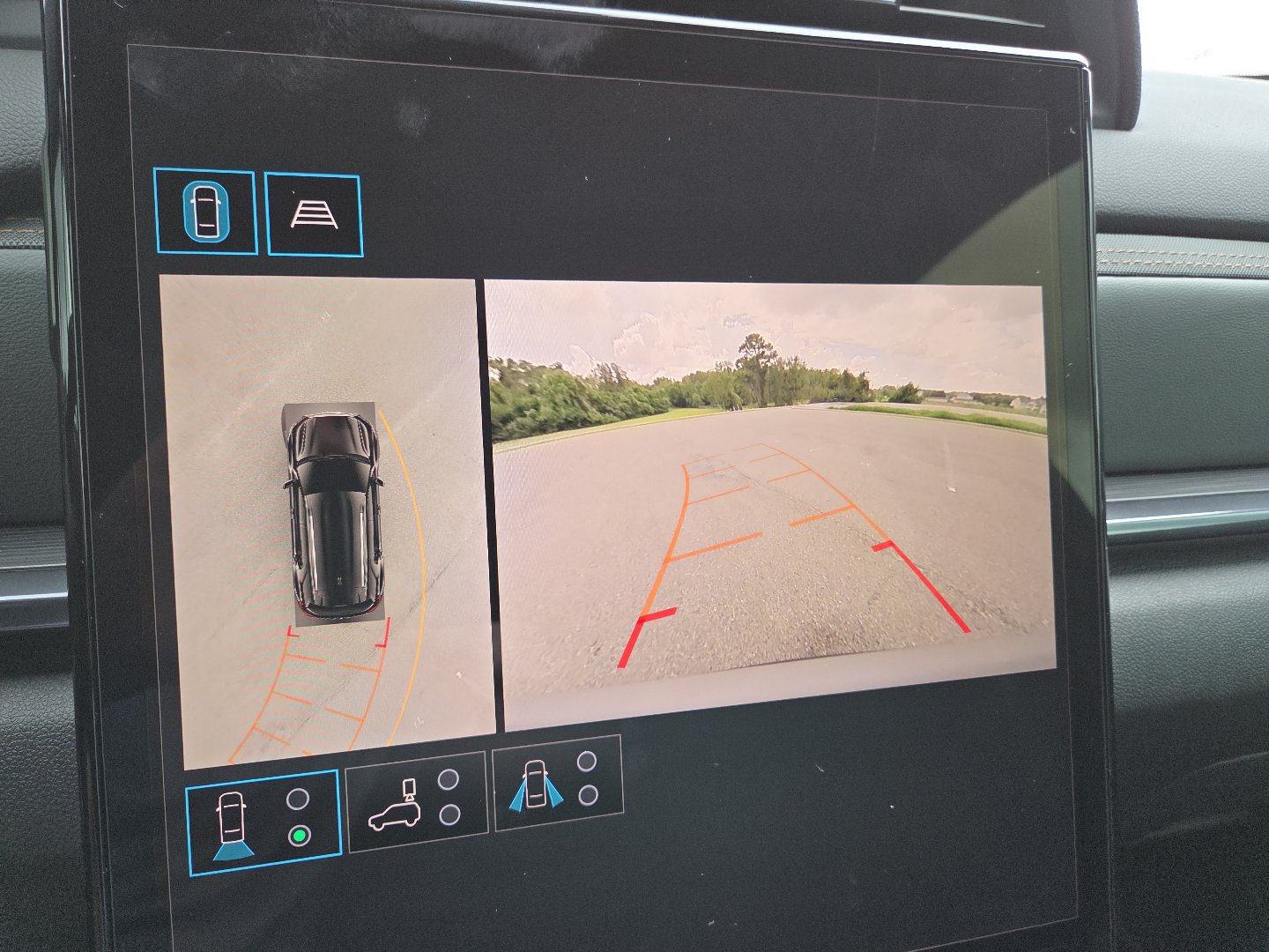 New 2026 GMC Terrain AT4 w/ Convenience Package III AWD/4WD image 11