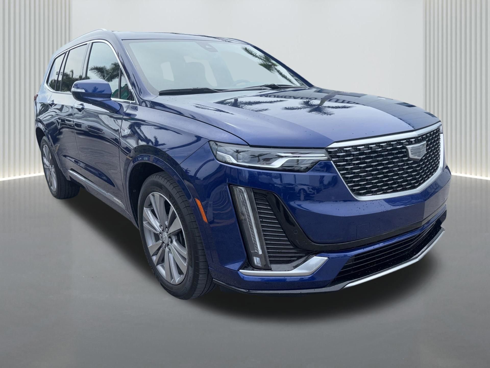 Used 2024 Cadillac XT6 Premium Luxury FWD image 1