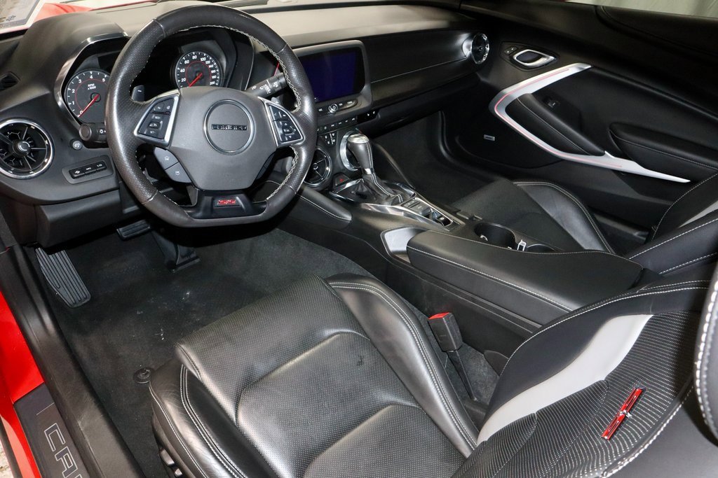 Used 2019 Chevrolet Camaro SS image 23