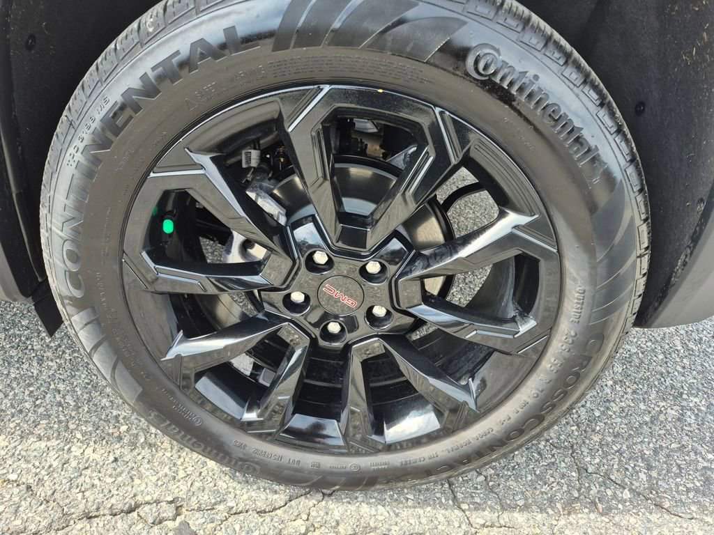 Used 2026 GMC Terrain Elevation w/ Elevation Premium Package image 9