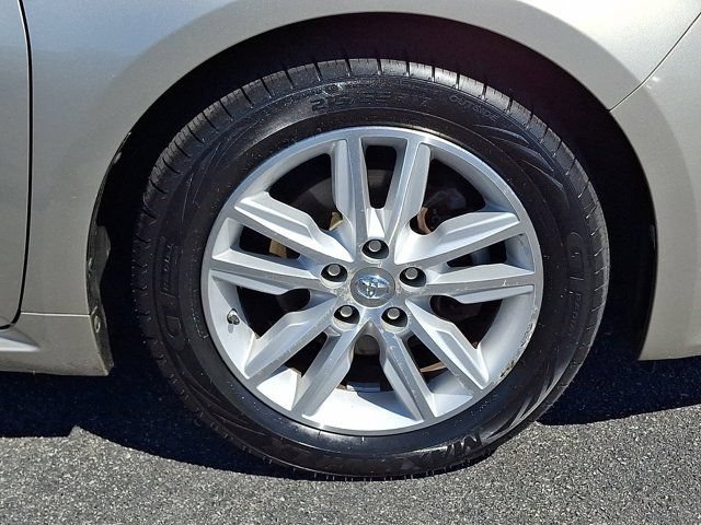 Used 2015 Toyota Avalon XLE Premium FWD image 11