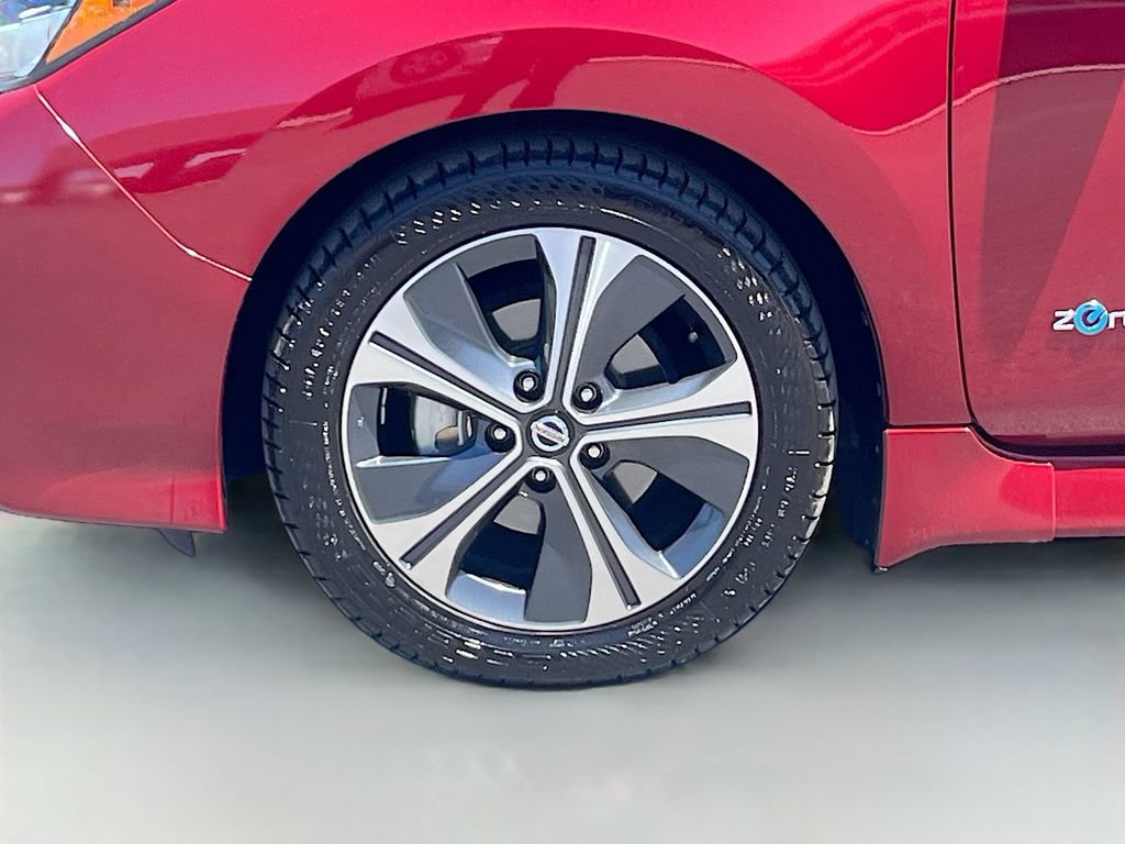 Used 2018 Nissan Leaf SL w/ Protection Package FWD image 31
