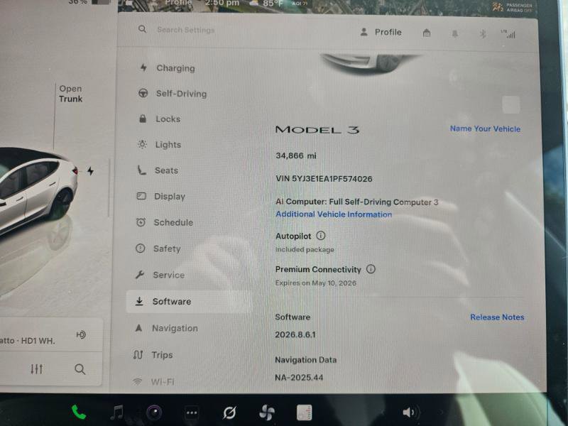 Used 2023 Tesla Model 3 Standard Range RWD image 2