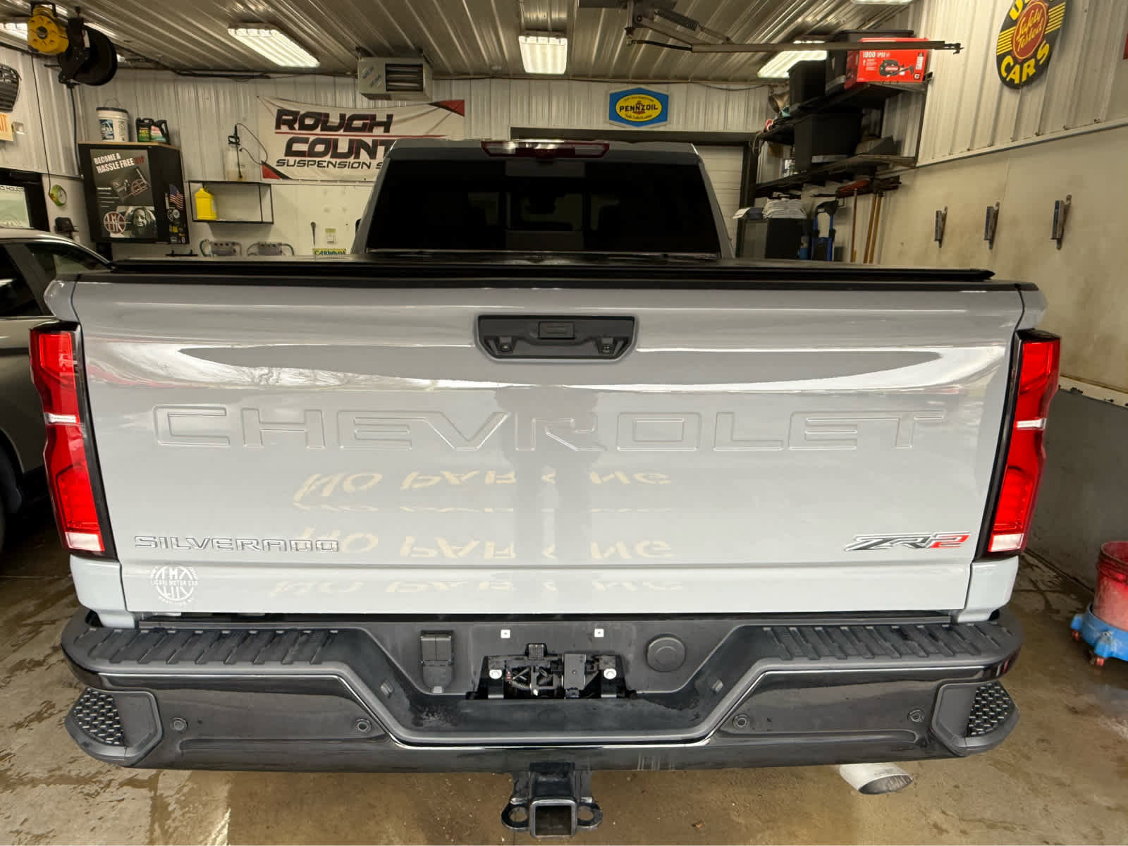 Used 2025 Chevrolet Silverado 2500 ZR2 w/ Technology Package image 6