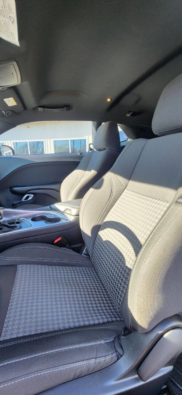 Used 2015 Dodge Challenger R/T w/ Quick Order Package 28B R/T image 23