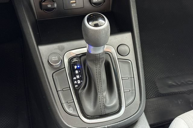 Used 2023 Hyundai Kona SEL image 26