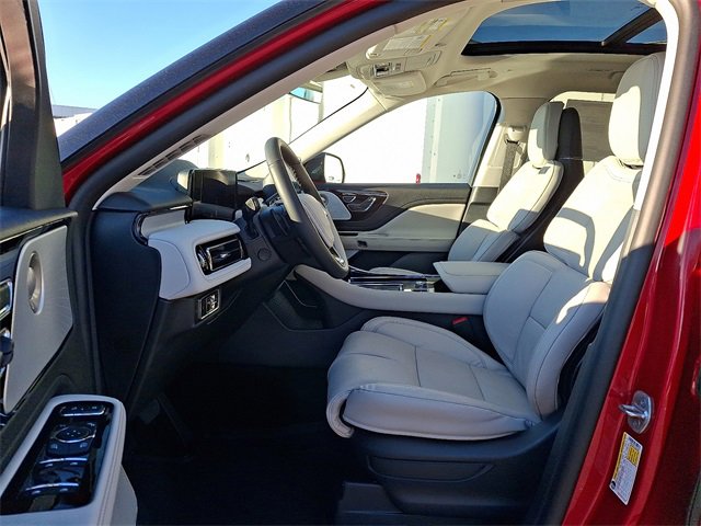 New 2026 Lincoln Aviator Reserve image 6