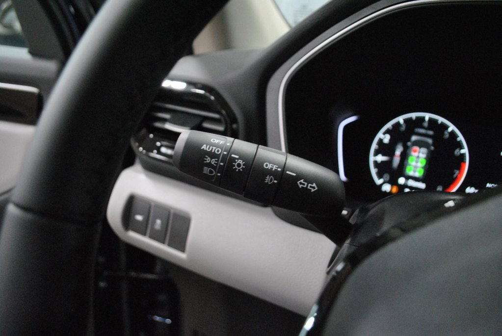 New 2025 Honda Pilot EX-L image 8