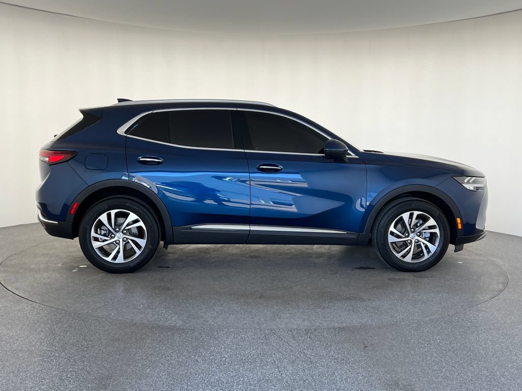 Used 2023 Buick Envision Essence AWD/4WD image 2